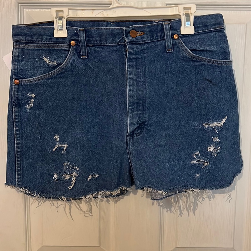 WRANGLER SHORTS!